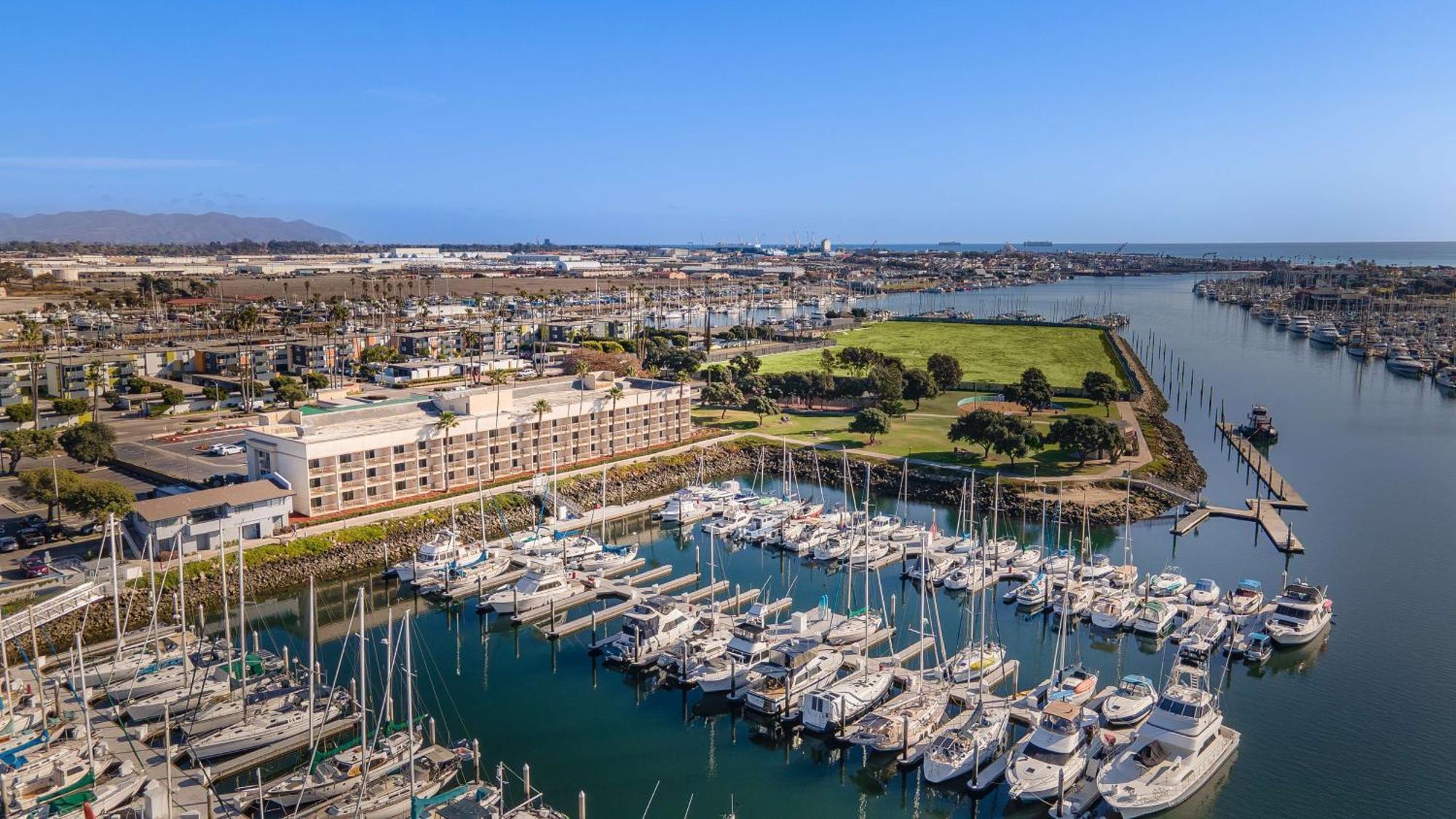 Hampton Inn Channel Islands Harbor Окснард Екстер'єр фото